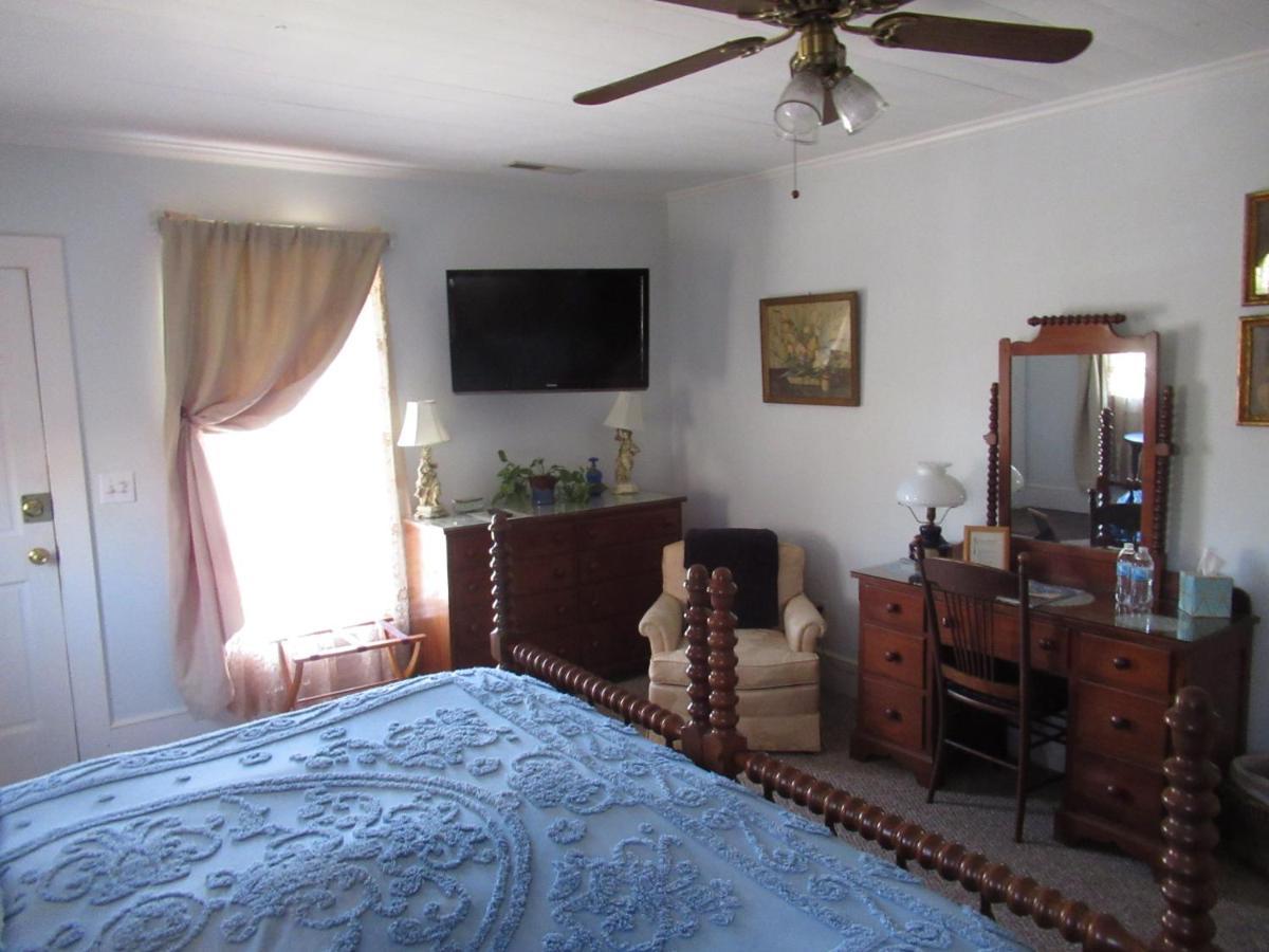 Carrier Houses Bed & Breakfast Rutherfordton Esterno foto