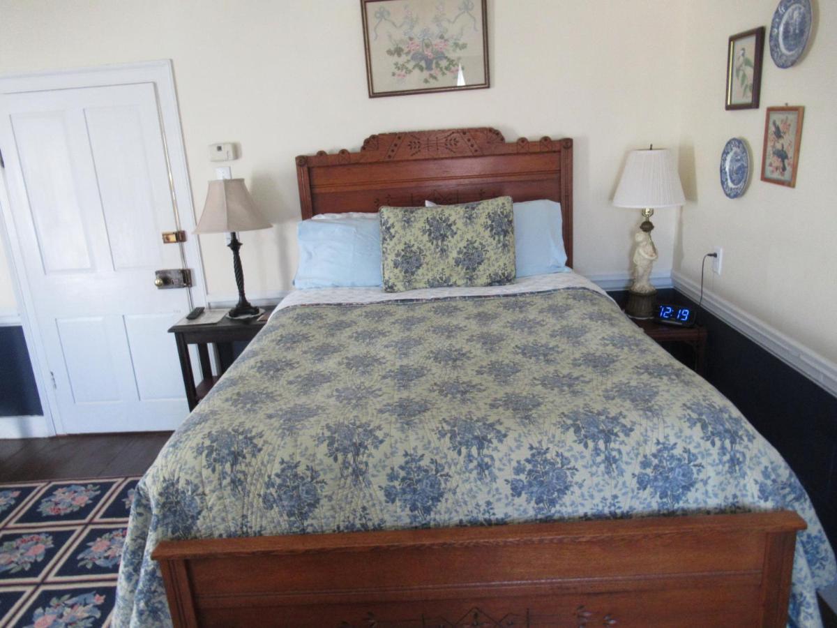 Carrier Houses Bed & Breakfast Rutherfordton Esterno foto