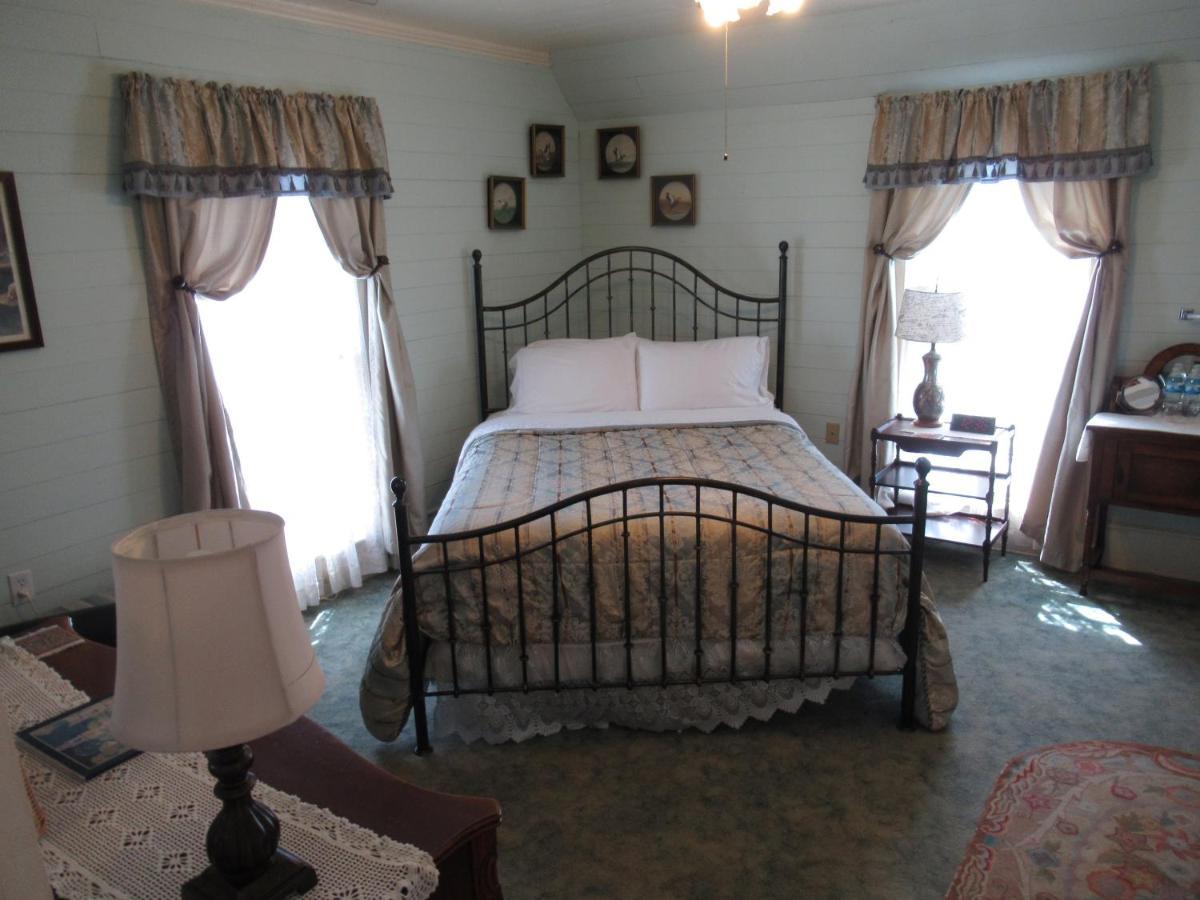 Carrier Houses Bed & Breakfast Rutherfordton Esterno foto
