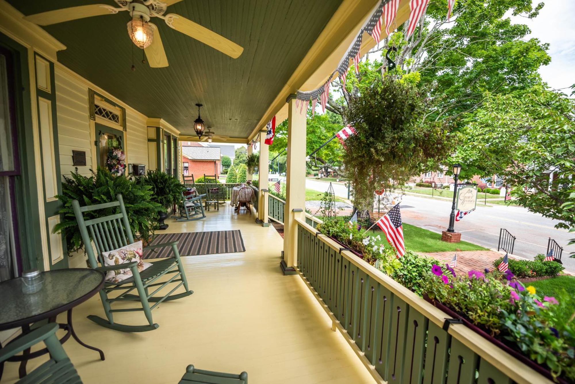 Carrier Houses Bed & Breakfast Rutherfordton Esterno foto